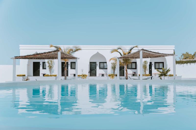 Elegant white villa in Zanzibar